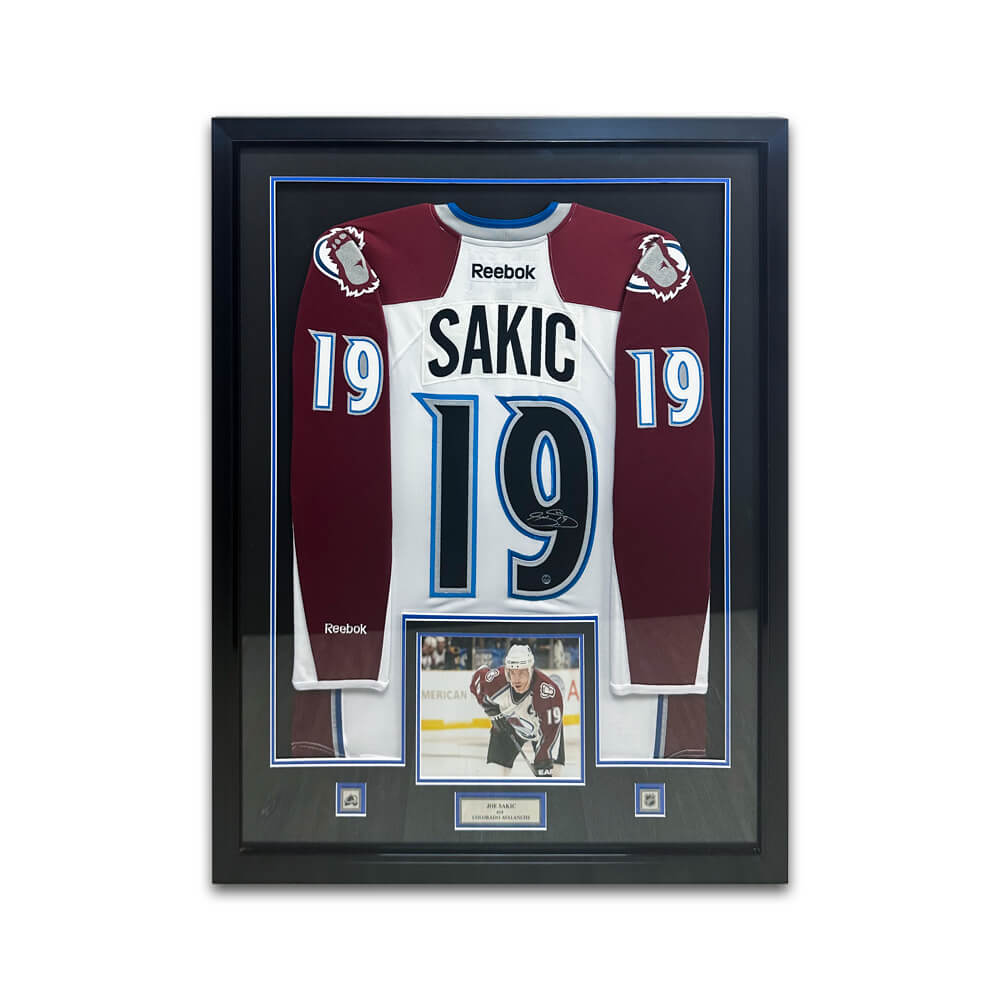 Cadre Jersey De Hockey Autographié - Joe Sakic