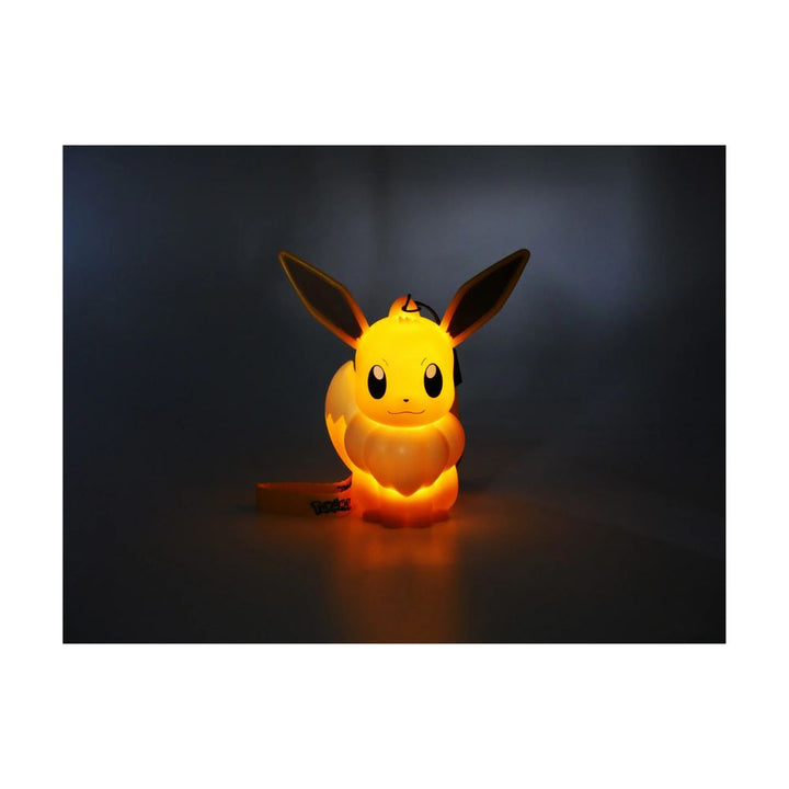 Pokémon Figurine Lumineuse Eevee Avec Dragonne